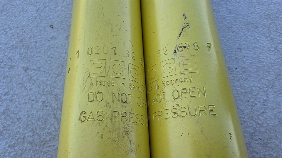 Amortiguador delantero Boge 1-0201-32-676-F para BMW 525i 530i 1989-1990 (#68) Foto 2 de 4