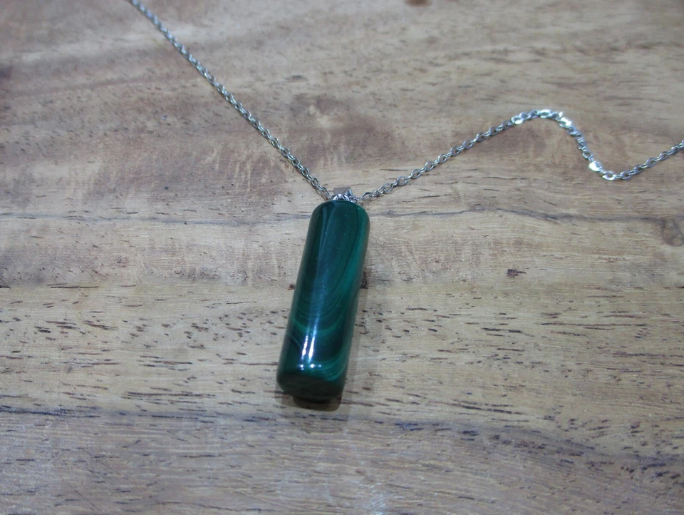 catenina collana pietra malachite charm amuleto cilindro argento 925 rodiato - Immagine 4 di 4