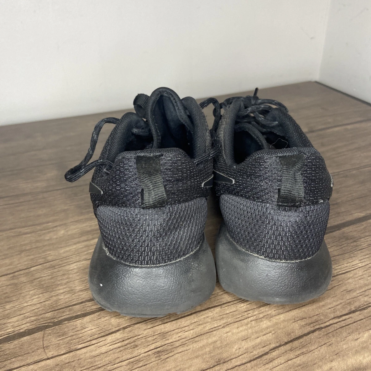 Nike Roshe One 511881 026 Triple Black Running Shoes Sneakers Size 6.5