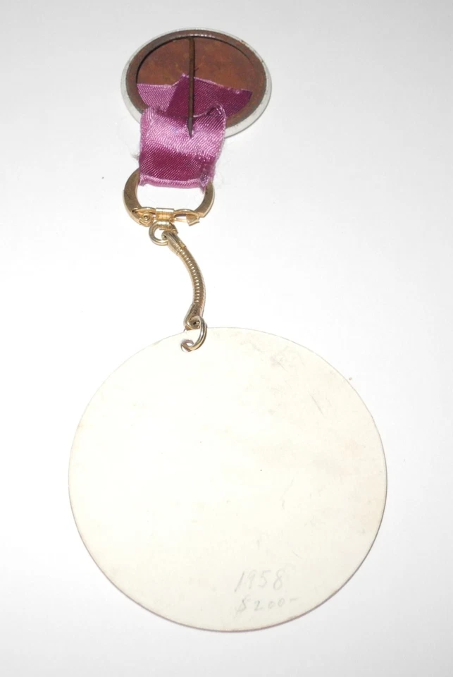 1958 Boston Red Sox Baseball Fenway Souvenir Magic Motion Flicker Pin Button - Image 4 of 4