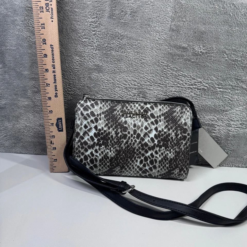 Cartera Bandolera Kenneth Cole Reaction Para Mujer Pequeña Imitación Serpiente Wilson Cuero Foto 4 de 4