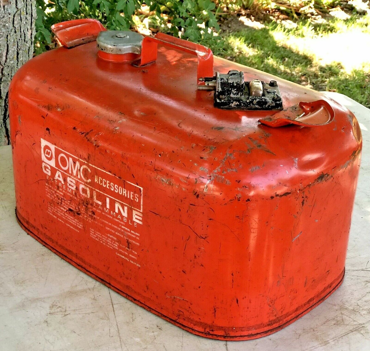 6 Gallon Evinrude Gasoline Gas Fuel Tank, Vintage Outboard Boat Motor Tank A4, Vintage Metal Gas