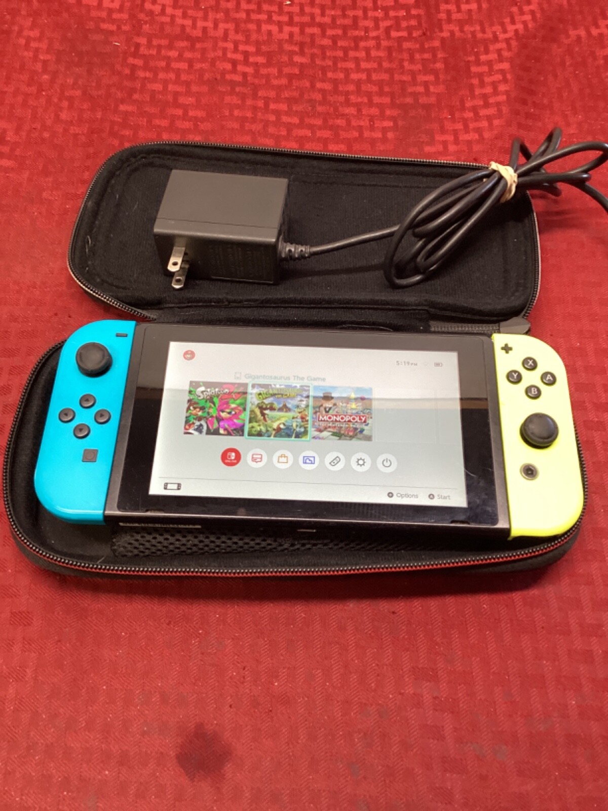 Nintendo Switch Hac001 Console W/Mario kart Case and Charger Tested