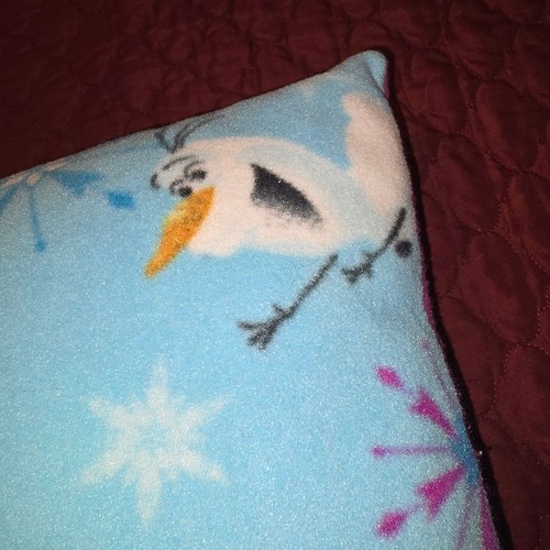 Twin Pillowcase FLEECE Disney Frozen Elsa Anna Olaf - Picture 5 of 10