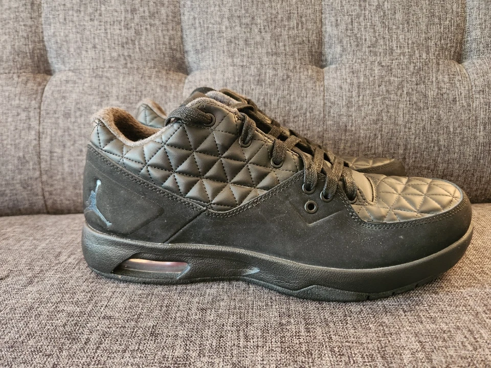 Tenis de baloncesto Nike Air Jordan clutch para hombre - negros/rojos gimnasio - EE. UU. para hombre 10 Foto 3 de 4