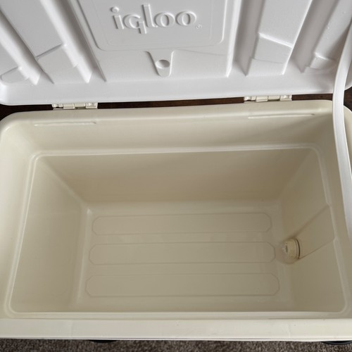 VTG Igloo Coca-Cola Cooler 1990's Collectible Hinged Lid Coke Ice Chest 25 qt - Picture 8 of 12