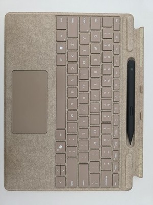 Microsoft Surface Pro Keyboard (1864) with Slim Pen 2 (1962) 8X6-00214