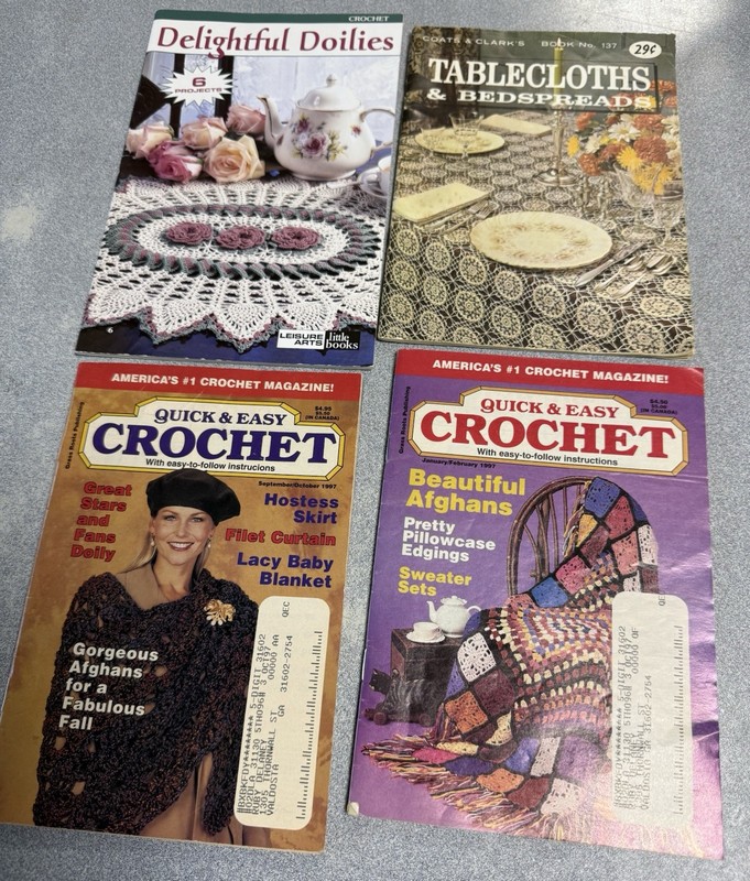 Crochet Booklet Total Of Four Quick And Easy Table Cloths Doilies