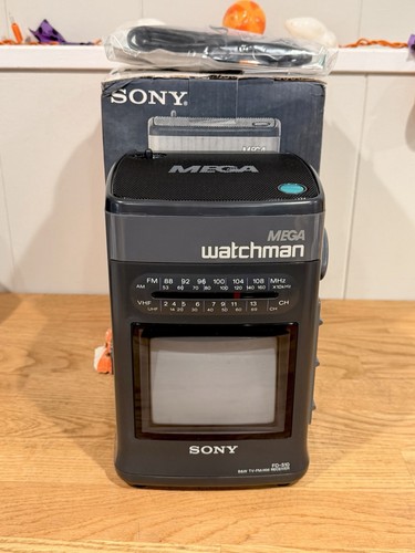 SONY Mega Watchman Portable B&W TV AM/FM Receiver FD-510 4.5" Screen OPEN BOX