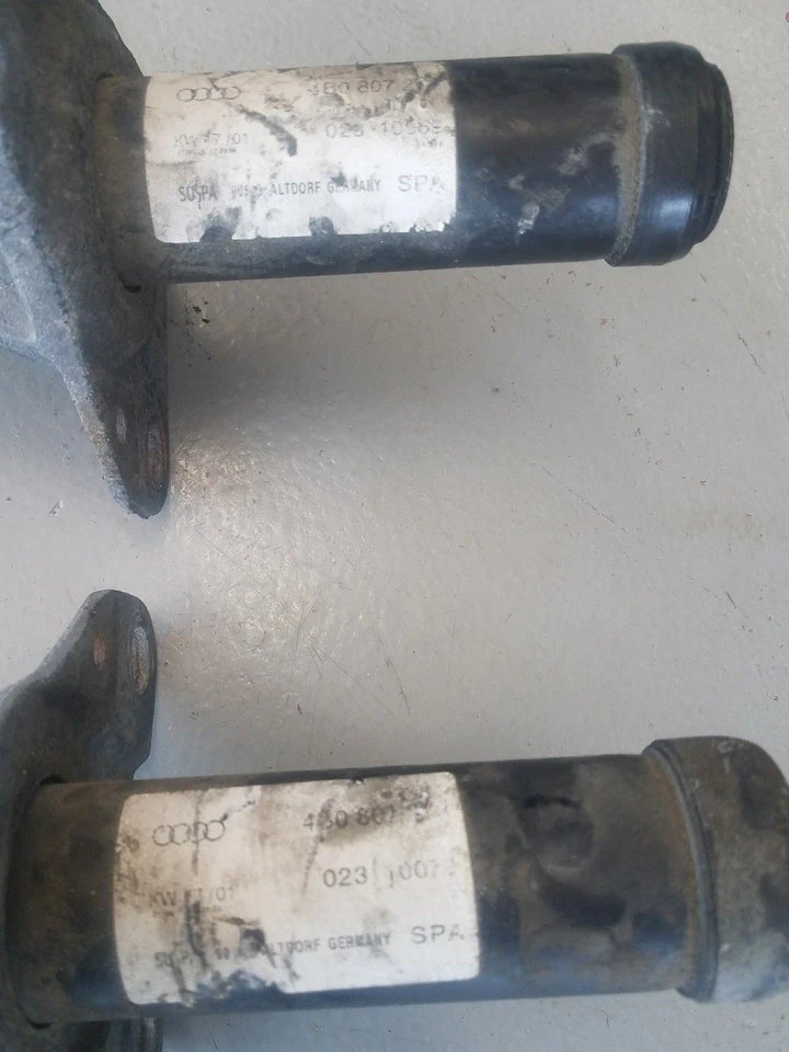 Barra amortiguadora de energía de impacto parachoques delantero Audi A6/A6 Quattro 1998-2004 Foto 3 de 4