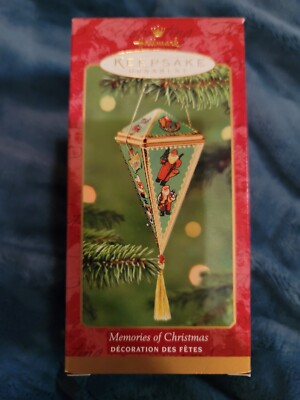 Hallmark 2000 Tin Keepsake Ornament Memories Of Christmas
