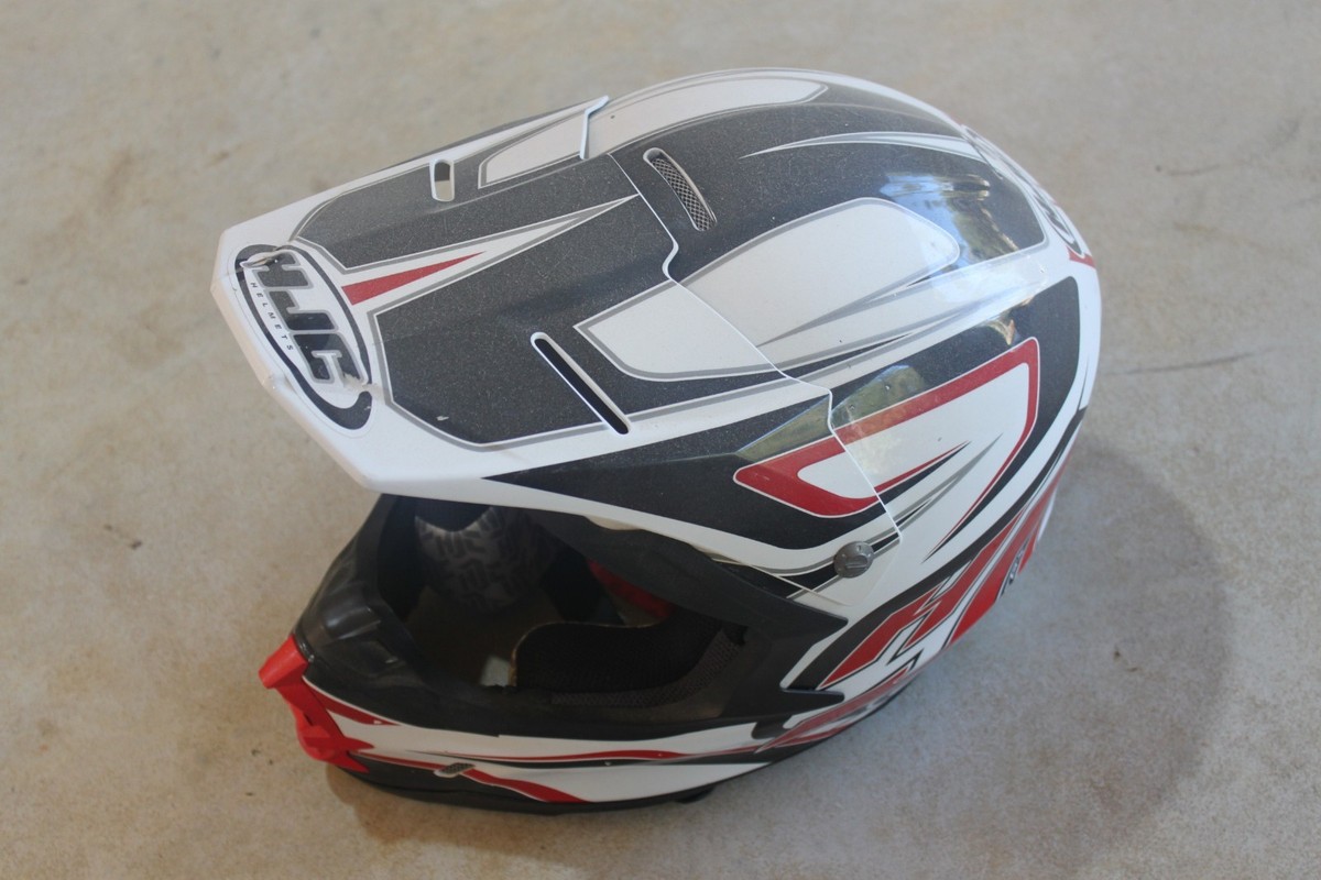 hjc atv helmets 02 CS-MX II CROX US The helmet is also ready to accept the SMART HJC Bluetooth systems (10B and 20B). OFF ROAD HJC HELMETS