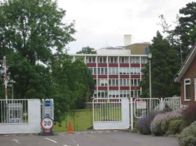 Foto 6x4 Gebäude Forschungseinrichtung Garston Bricket Holz wie Sie sehen c2005