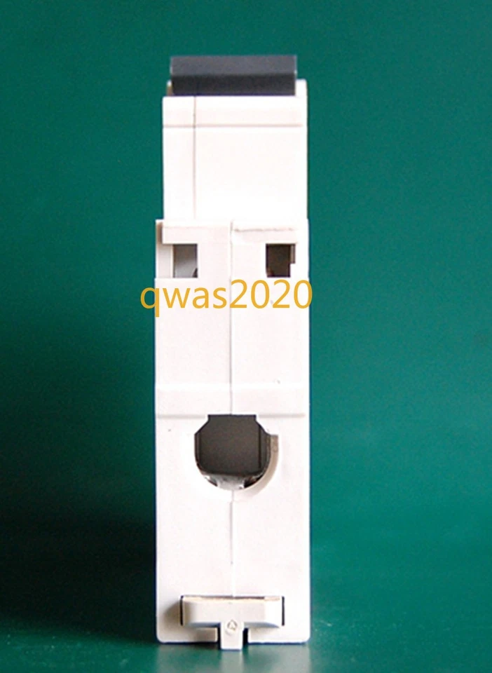 1PC NEW Schneider C65N 1P D63A Breaker - Image 3 of 3