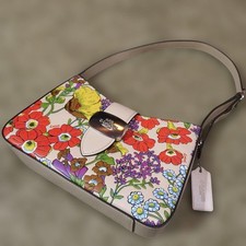 COACH CR161 Eliza Garden Floral Print One Shoulder