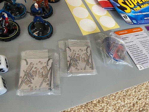 DC Heroclix Hypertime Premier Edition Game WizKids 2002 35 Heroclix Figures - Picture 15 of 19