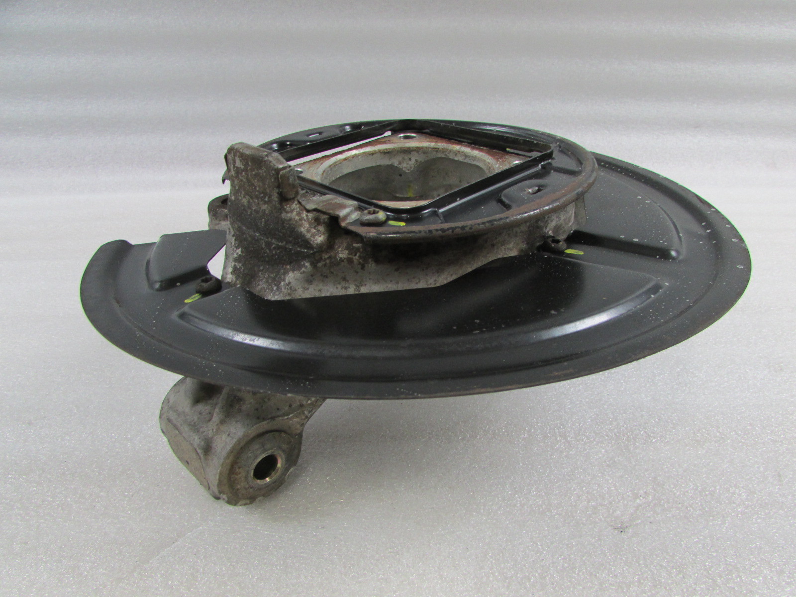 Maserati Coupe, Spyder, LH, Left Rear Knuckle/Stub, w/out Hub, Used, P/N 189335