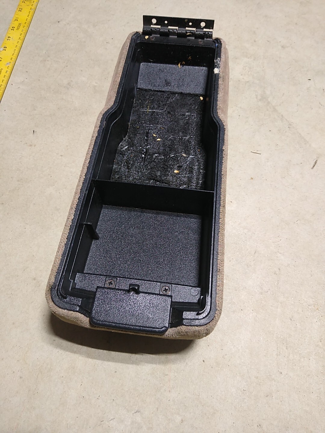 19952004 Blazer S10 Center Console Lid Cloth Jump Seat Armrest Tan 16.5" READ eBay