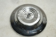 1951 Ford Car F Hub Cap Oem 1 Only R7 1951 Ford Car F Hub Cap Oem 1 Only R7