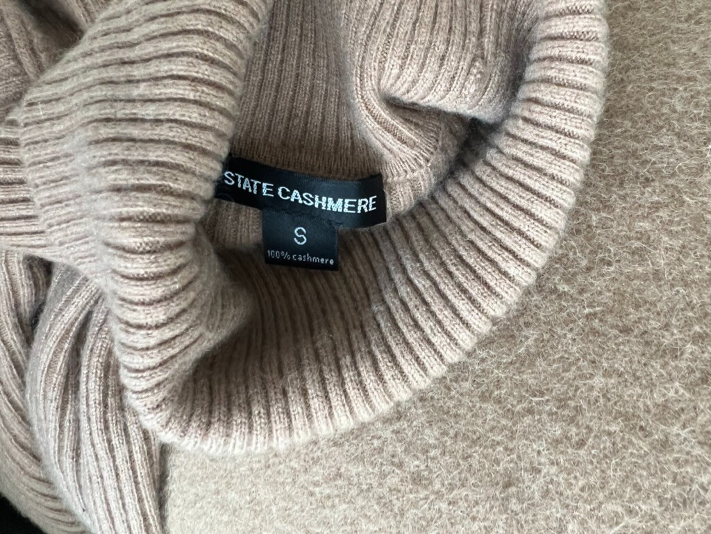 State Cashmere The Ribbed Turtleneck Basic Sweate… - image 4