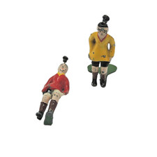 1938 - 1950 eventuell Vorkrieg Tipp Kick 2 x Spieler Figur aus Zink bespielt
