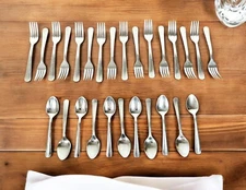 Lot Of 27 Walco Stainless 18CR Resturant Silverware Flatware Forks & Spoons