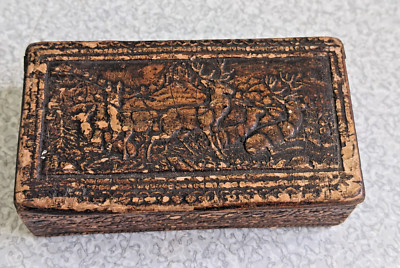 ANTIKE SCHNUPFTABAKDOSE AUS HOLZ - HIRSCH HIRSCH AUF DECKEL - AUFKLAPPBAR - 3 1/2 X 2 ZOLL