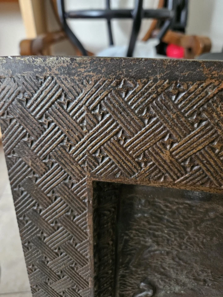 Peerless Mfg Co. Antique Cast Iron Fireback  - Image 4 of 4