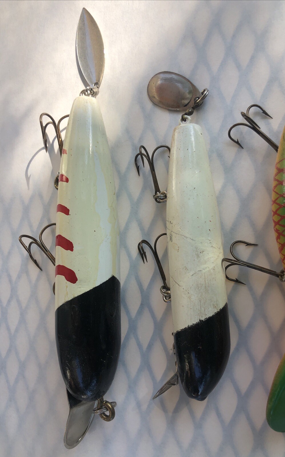 Musky Pike Wood Collectable Fishing Lures Plugs  Lot Of 4 S10 - Image 4
