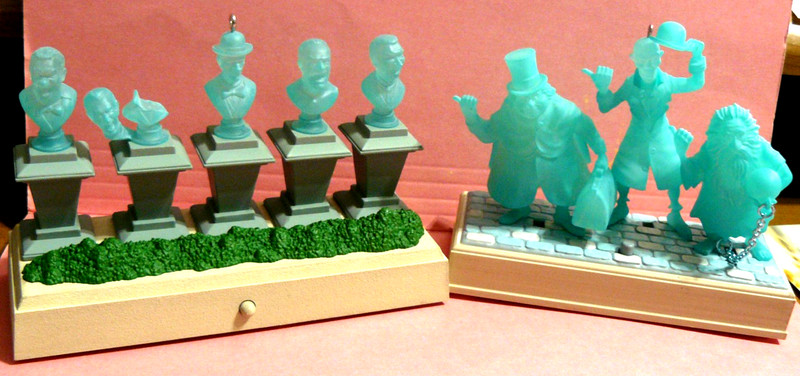 2025 Hallmark "THE SINGIN BUSTS & THE HITCHHIKING GHOSTS" Haunted Mansion MAGIC