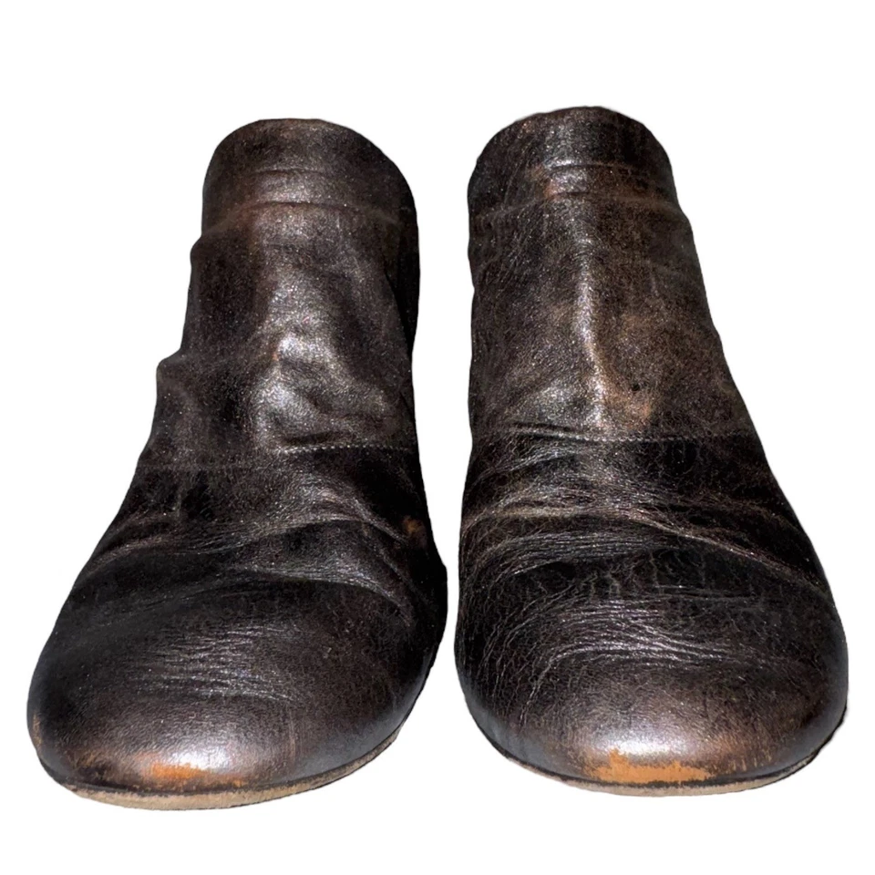 Botas de tornozelo Marsell 38,5 salto de madeira cubana marrom couro desgastado US$ 1.100 - Imagem 2 de 4