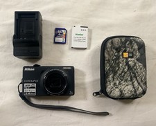 Nikon COOLPIX S6000 Digital Camera 14.2MP 7x Optical Zoom Black w/ Extras