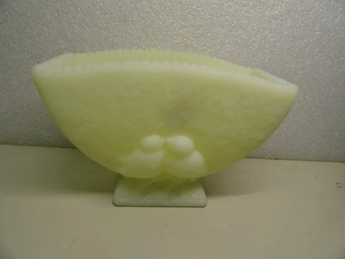 VTG Fenton Uranium Green Custard Glass Lovebirds Fan Planter Vase