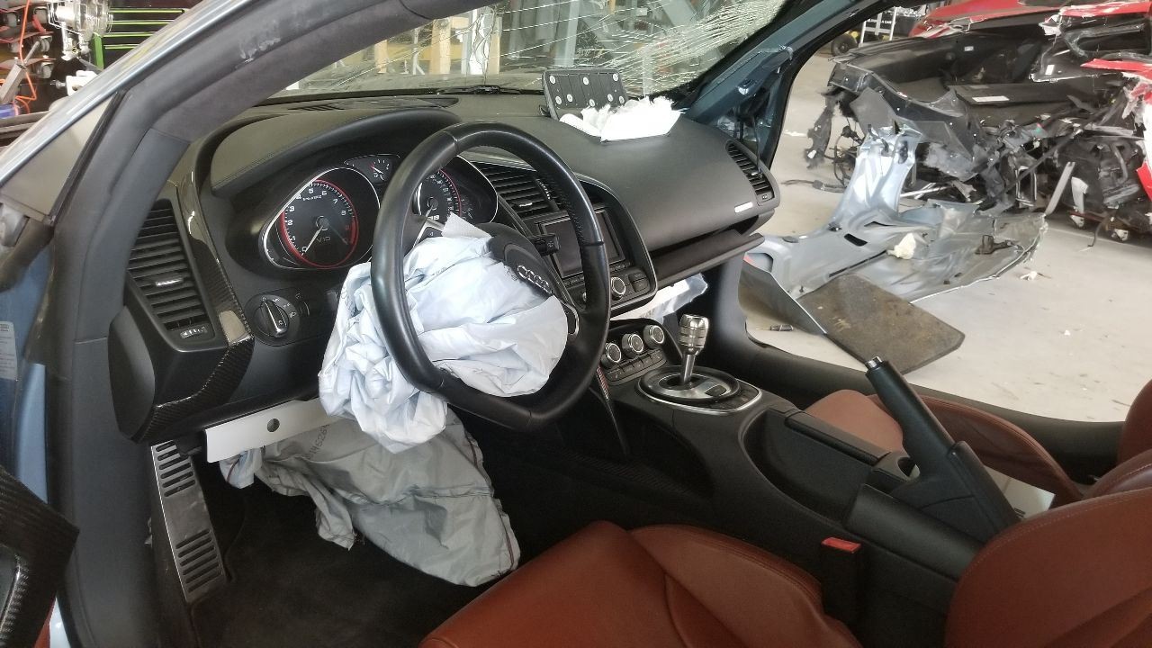 11 AUDI R8 5.2L POWER STEERING GEAR RACK AND PINION