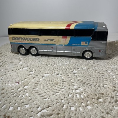 GREYHOUND Americruiser バス型ミニカー 貯金箱 Vintage Greyhound AMERICRUISER Plastic Bus Bank 1976 | eBay