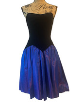 Laura Ashley Vintage 80s Black Velvet & Taffeta Tea Dress Great Britain Modern 4