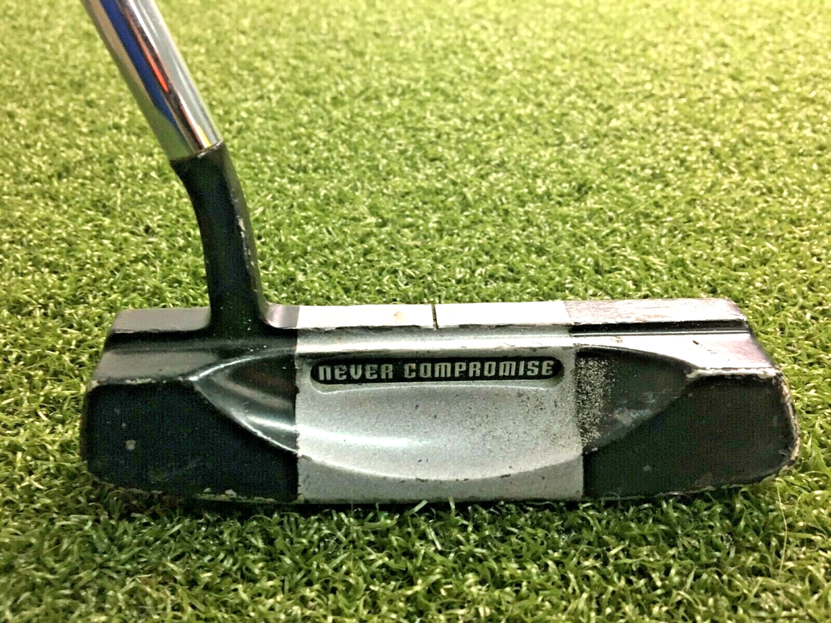 0214-045 ゼクシオ パター ENGINEERED BY NEVER COMPROMISE Never Compromise Reserve Model 1