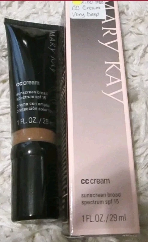 Mary Kay CC Cream Sunscreen Broad Spectrum SPF 15*Very Light Corrector De Color - Image 2 of 2