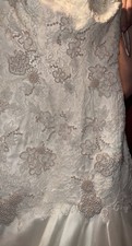 Vera Wang Wedding Dress white size 4