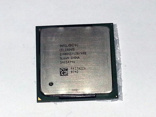 PROCESSORE CPU INTEL Celeron®, 2,40 GHz 128 KB SL6W4 USATO OTTIMO VBCJ 53332 - Foto 4 di 4