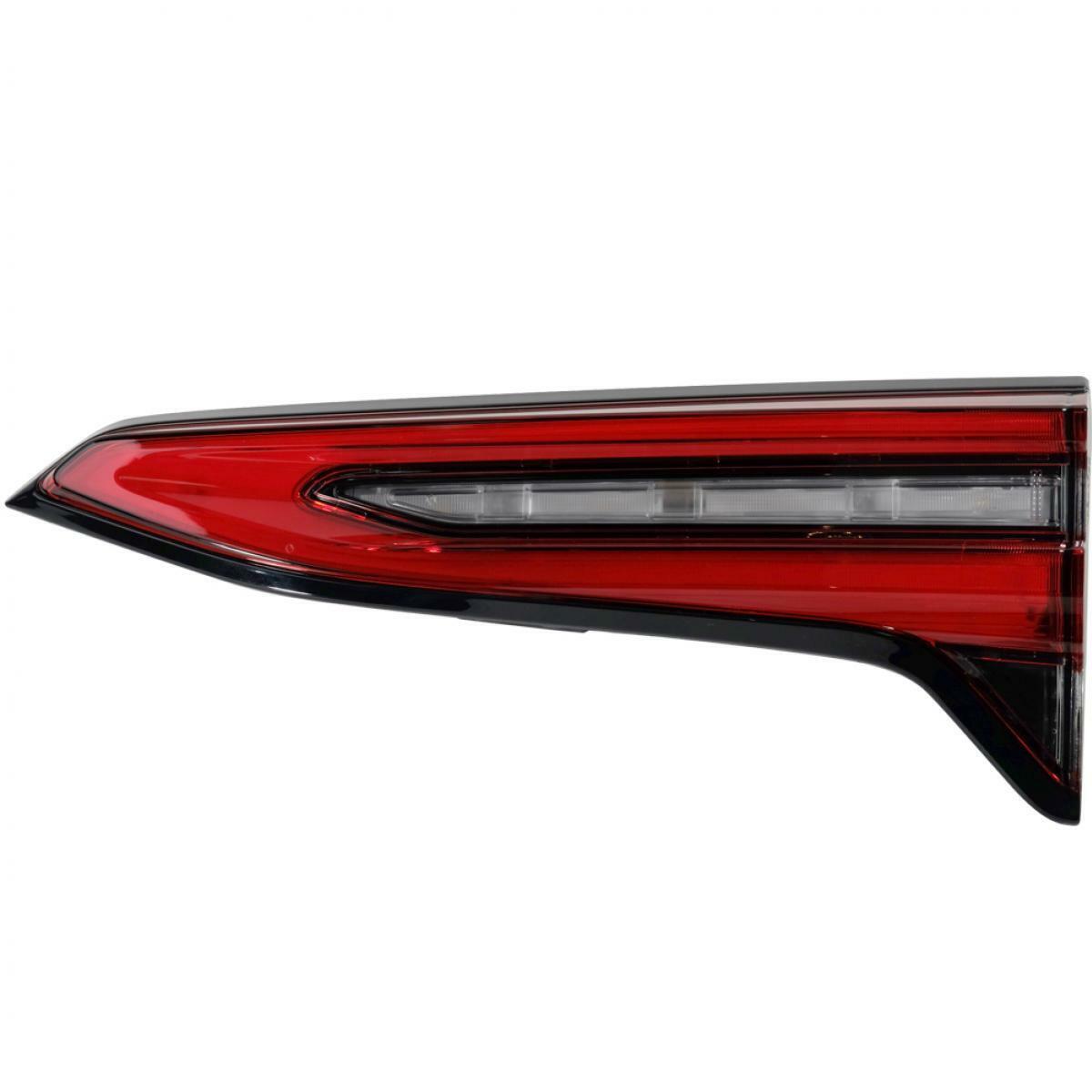 81580-0K190 Genuine Tail Lamp LED RH For Toyota Fortuner Legender 2020-2021
