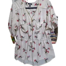 J FOR JUSTIFY SIZE 3X BLOUSE FLORAL  1/2 ZIP POCKETS PRE-LOVED EXC COND. 