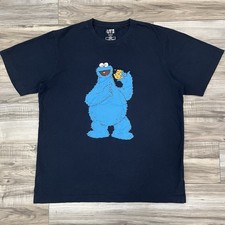 KAWS x UNIQLO Sesame Street Cookie Monster Shirt Men  s L Navy Blue Urban Art