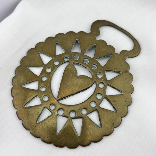 Brass Horse Medallion Antique English Heart Sun Card Suit Stamped Parade Harness - Picture 4 of 7
