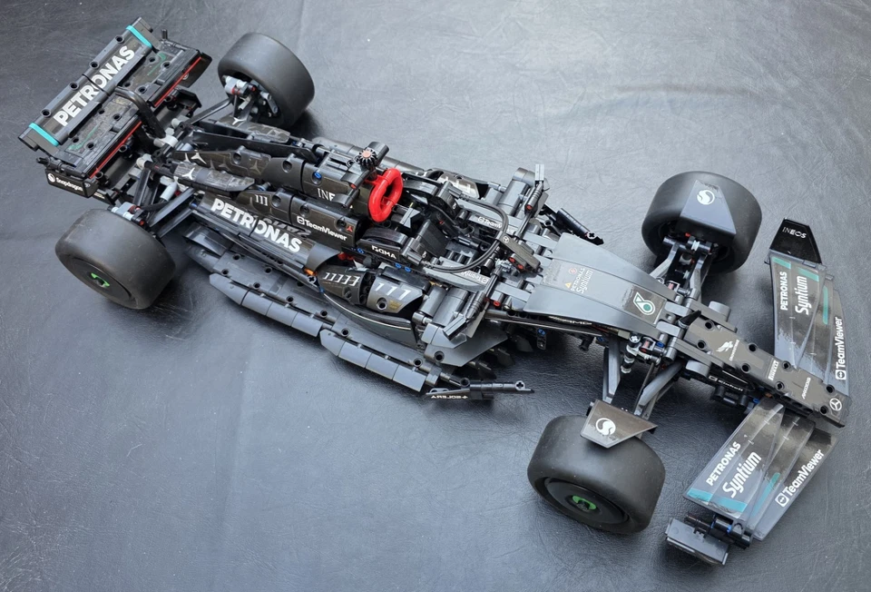 LEGO Technic 42171 Mercedes-AMG F1 W14 E Performance, photo 1 of 5
