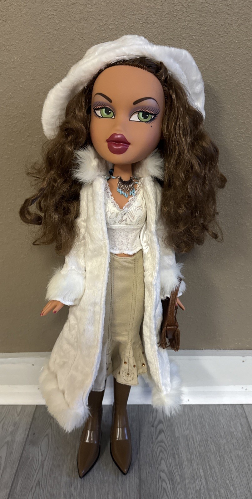 MGA BRATZ Yasmin Limited Collector&rsquo;s Edition 2003 2 ft (24