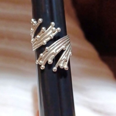 Beau Sterling Vintage Woman's  Modernist  Wrap Around Atomic Ring  sz 8  4.8 G