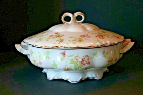 Hutschenreuther Bavaria Maple Leaf Footed Covered Serving Vegetable Bowl Dish