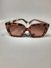 NWT Brown Sunglasses. Time & Tru. 100% UV Protection.