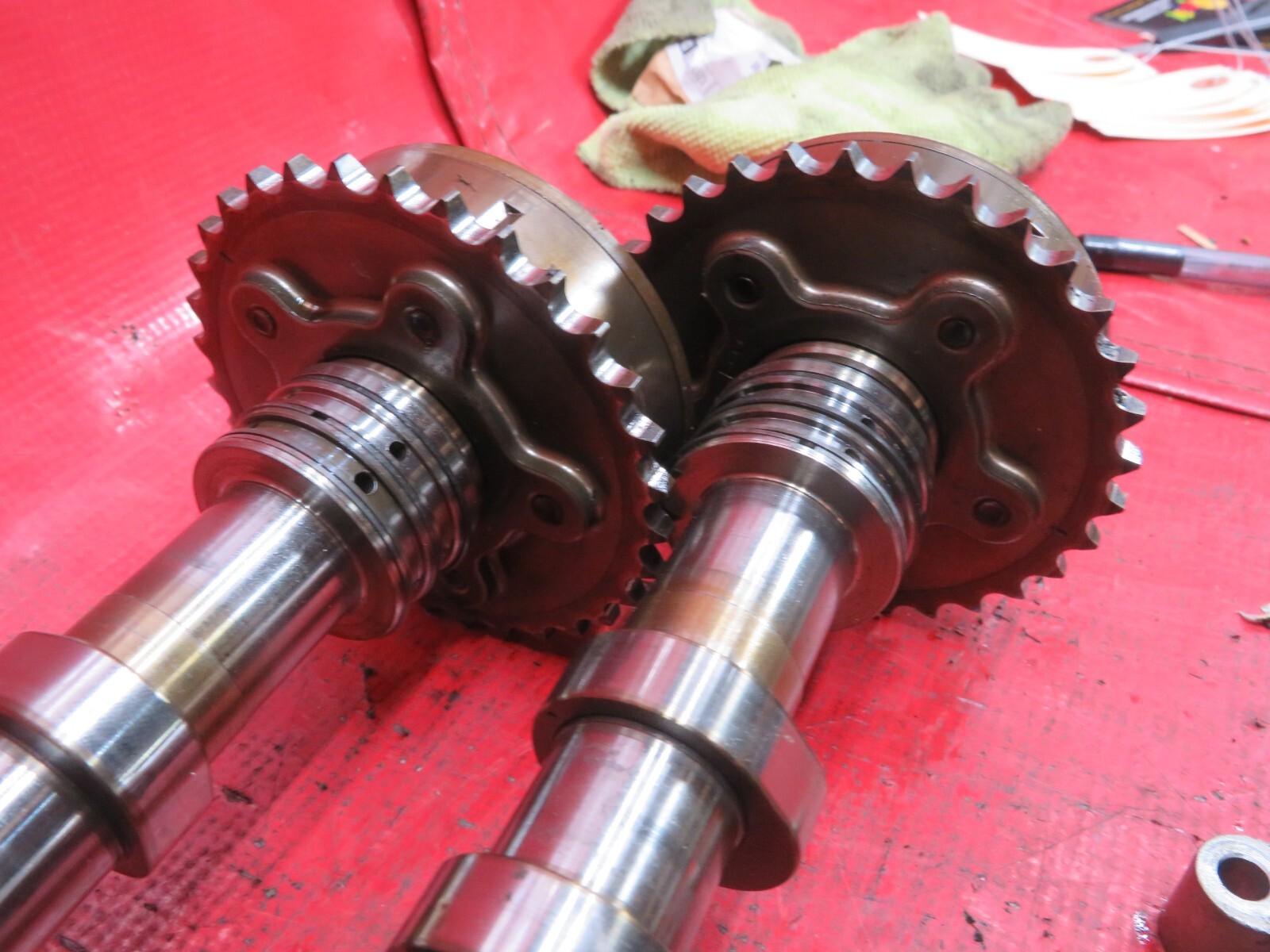 2006 BENTLEY FLYING SPUR RIGHT SIDE CAMSHAFT